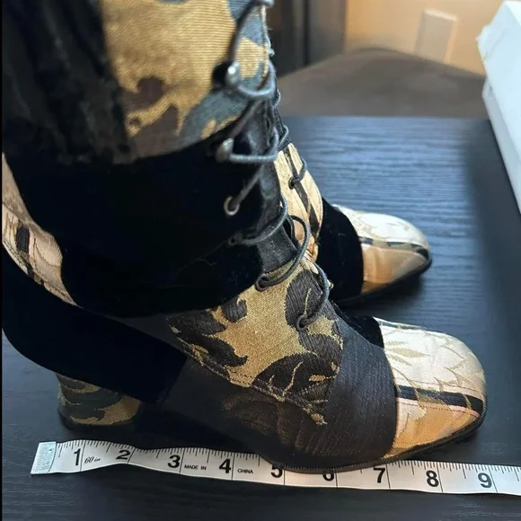 🖤RARE GOTH DREAMS Vintage 80s90s Knee High Velvet Tapestry Patchwork Boots🖤 - Picture 13 of 16